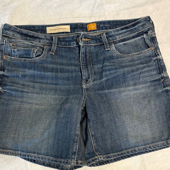 Pilcro and the Letterpress Classic Blue Jeans - Picture 1 of 6